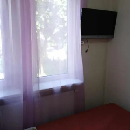 Kambariu Nuoma Centre *